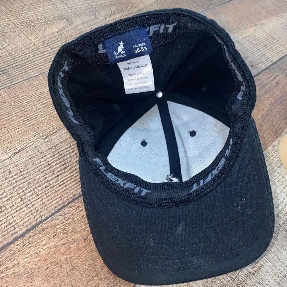 Logo Wool FlexFit Fitted Baseball Cap - Picture 7 of 8